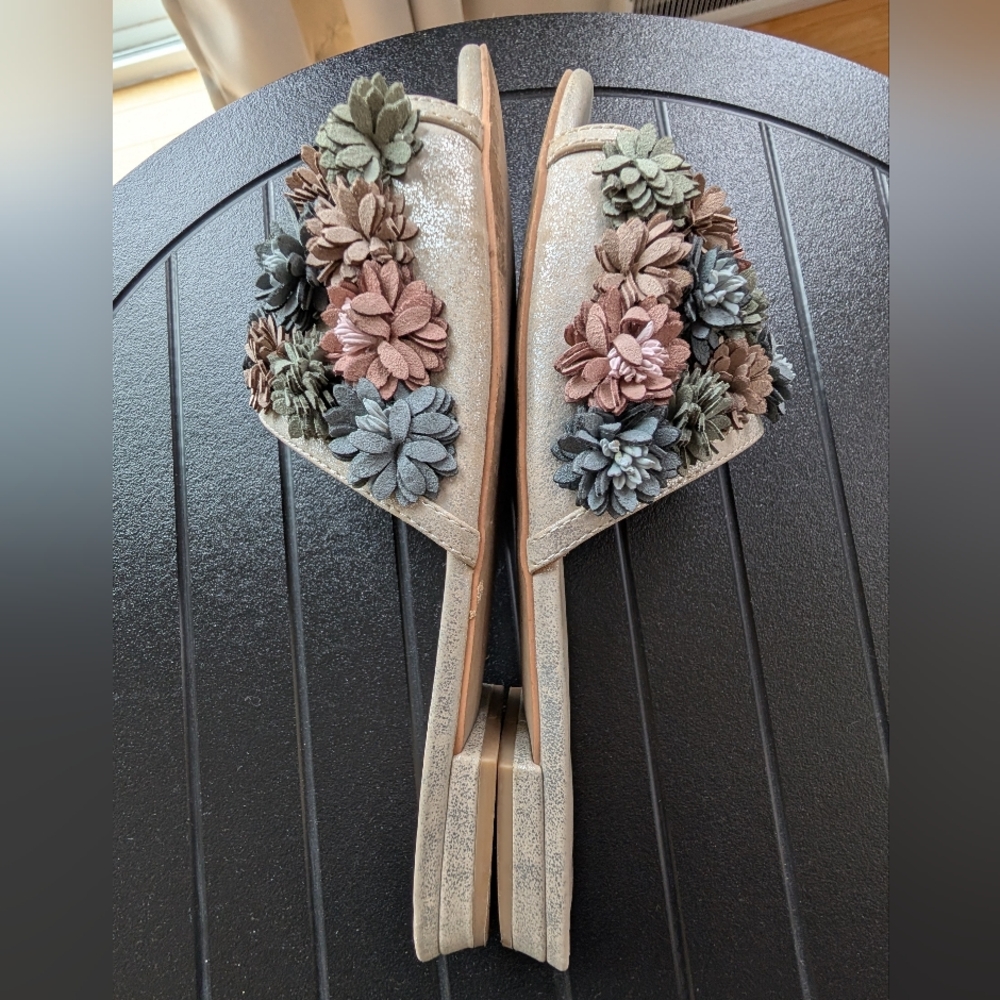 Liendo Rioja Floral Slides - Picture 4 of 11